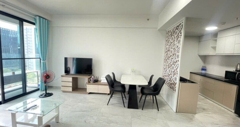 z5909582736119 e1d2c09c02878d844c8c2c922b099c48 810x430 - Cho thuê căn hộ Cardinal Court Tầng 9, 76m 2 phòng ngủ full nội thất