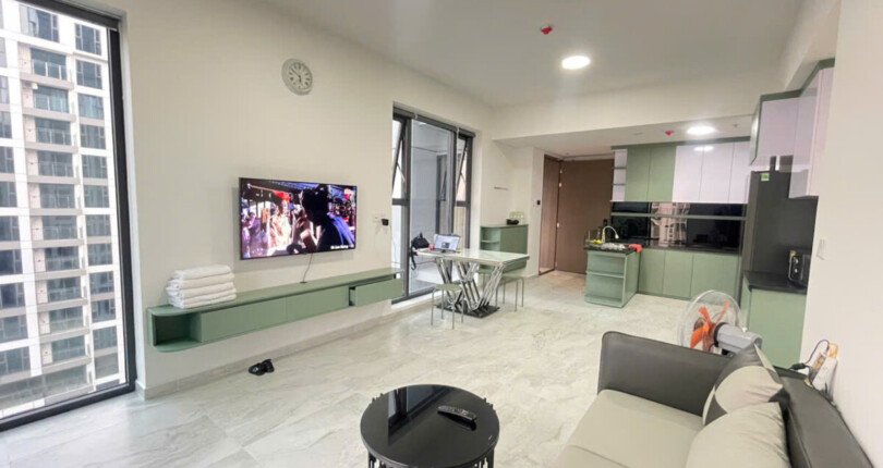 z5909583547461 236d83a47f518eb4c3139b342456f871 810x430 - Cho thuê Cardinal Court Phú Mỹ Hưng 76m, 2 phòng tầng 7 full nội thất