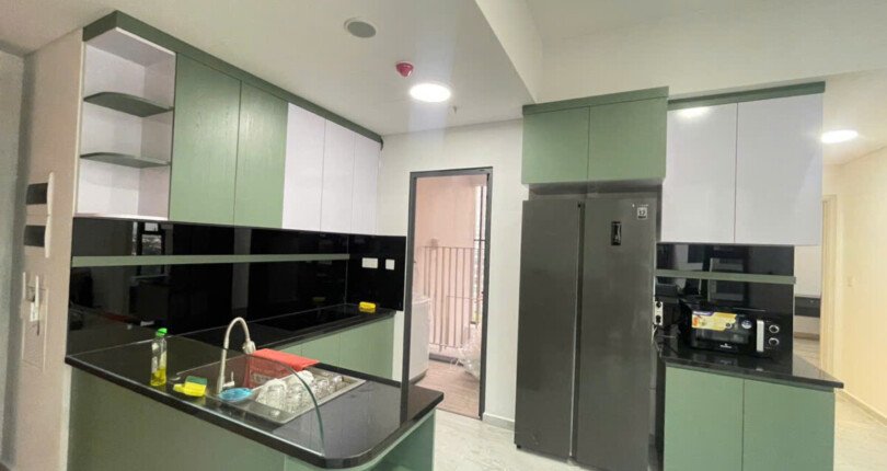 z5909583602934 e7f7ef6a784af3d160f3b7fd4437e7ca 810x430 - Cho thuê Cardinal Court Phú Mỹ Hưng 76m, 2 phòng tầng 7 full nội thất