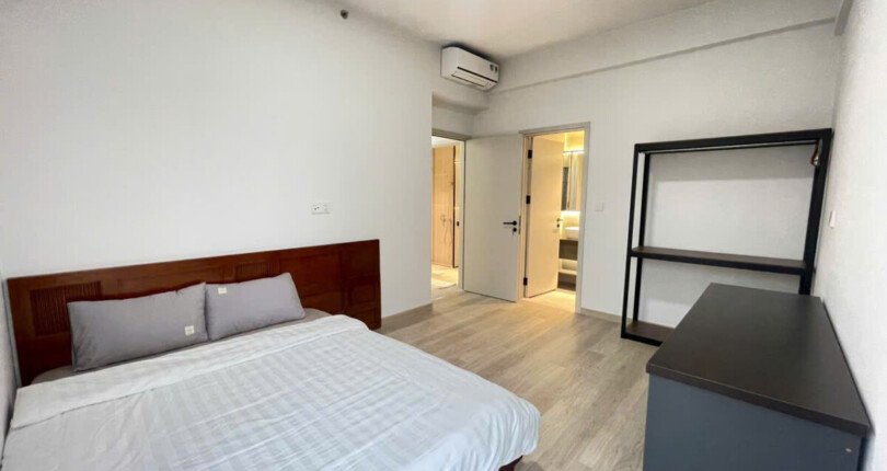 z5909583650057 ec756668fd6ca6ae50c4f3f4ab14ad3e 810x430 - Cho thuê Cardinal Court Phú Mỹ Hưng 76m, 2 phòng tầng 7 full nội thất