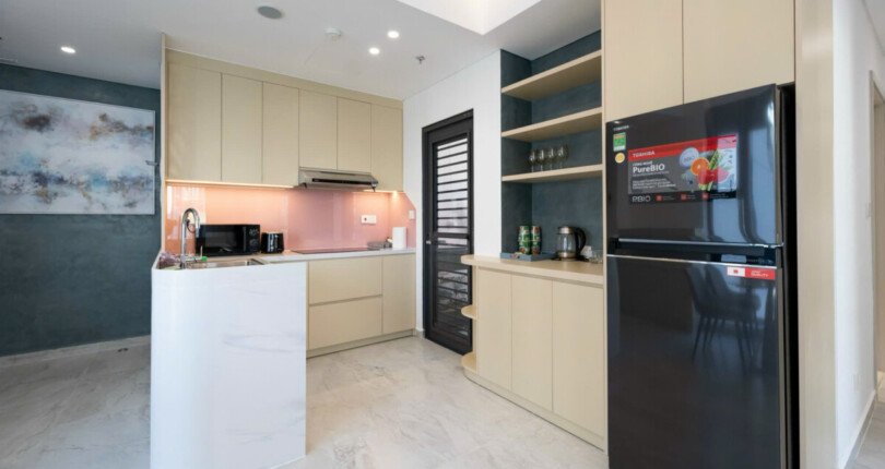 z5909584087789 f56cf9c46d58b54eac93938392af7035 810x430 - Cho Thuê Midtown M6 Phú Mỹ Hưng 90m 2 phòng full nôi thất