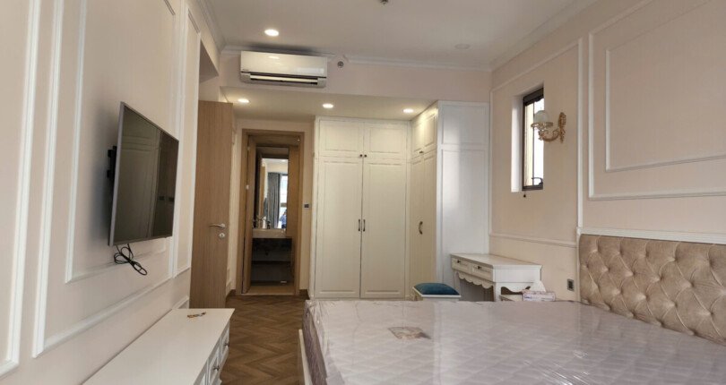 z5909585926457 0bfb749fcf29a9542f32539462bf3b42 810x430 - Cho Thuê Midtown M8 Phú Mỹ Hưng 80m 2 phòng full nội thất có ô xe dưới hầm