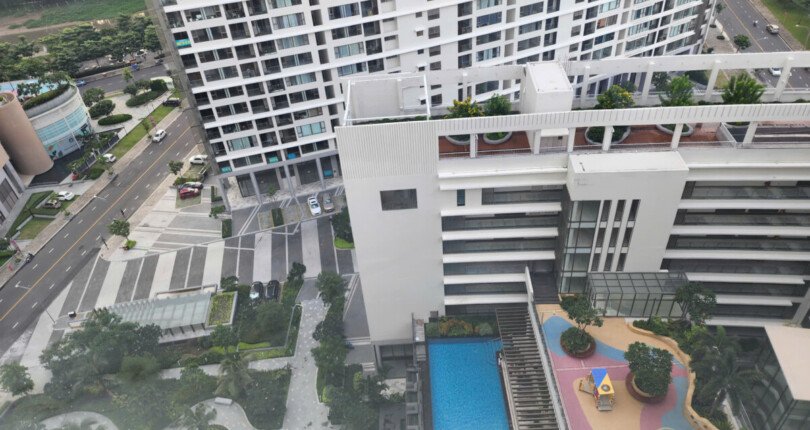 z5909585932946 9202f4edba5b1d7585635212f0e4631f 1 810x430 - Cho Thuê Midtown M8 Phú Mỹ Hưng 80m 2 phòng full nội thất có ô xe dưới hầm