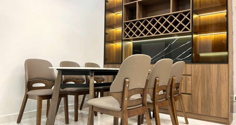 z5911378160411 4f03c2593e3c832fa77ce0510e876cf9 810x430 - Cho thuê Midtown M5 Phú Mỹ Hưng Quận 7, 116m 2 phòng full đồ