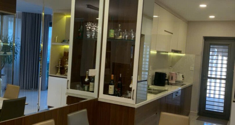 z5914967872888 da99253a0a258a3bf09ff0c43c094509 810x430 - Bán căn hộ Riverpark Premier Block A Tầng 8 3 phòng