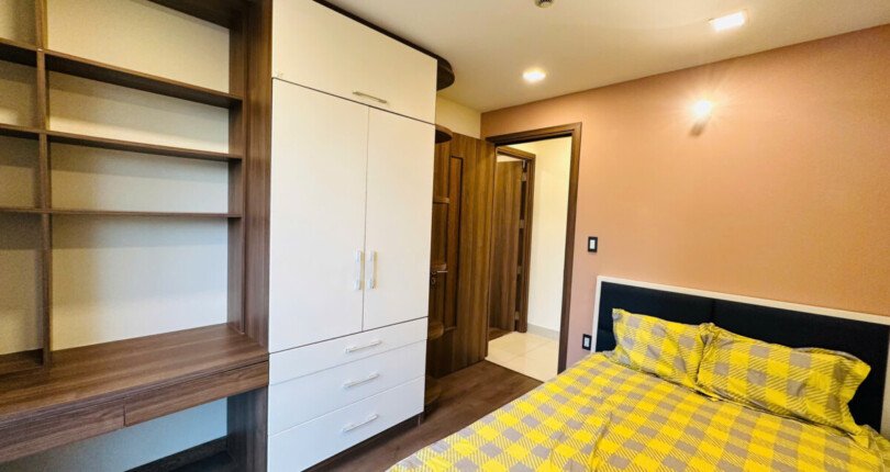 z5915322599820 9c6dcb0fb5e2b6e60e2e5ddb84939f4b 810x430 - Cho thuê căn hộ Scenic Valley Phú Mỹ Hưng 3 phòng full nội thất