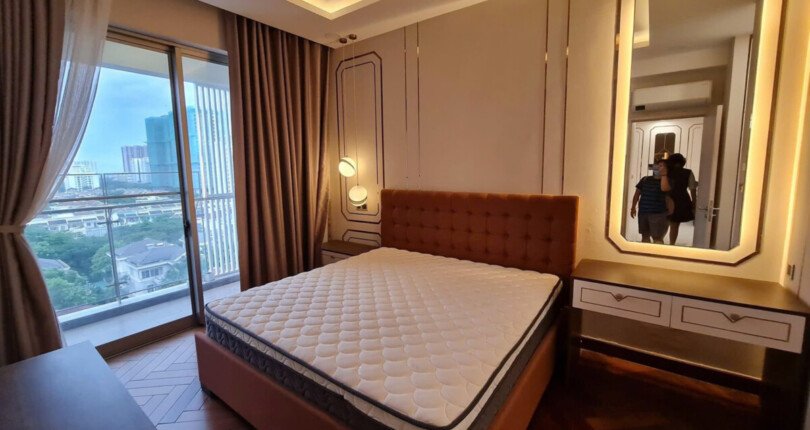 z5922647550367 d27dc92ab445201e3eb150bafcb43090 810x430 - Cho Thuê Midtown M6 Phú Mỹ Hưng 90m 2 phòng full nội thất