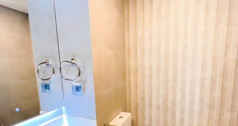 z5922648755139 60e1d87812bc76387141e5b63c3be48b 810x430 - Cho thuê Midtown M7, Phú Mỹ Hưng Quận 7 2 phòng full nội thất