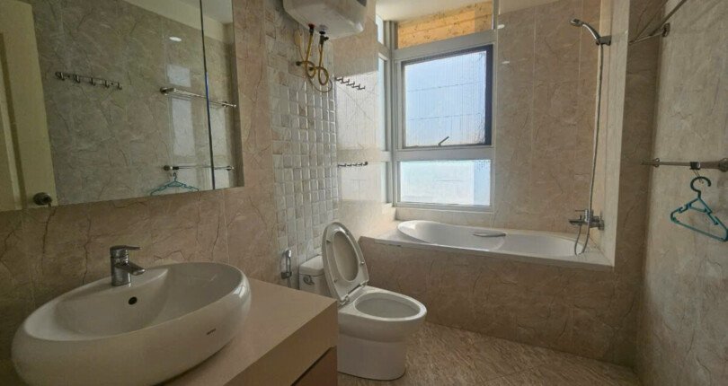 z5922668305035 ec2875637614fc018363927080569e68 810x430 - Cho thuê căn hộ Star Hill Phú Mỹ Hưng 3 phòng full đồ