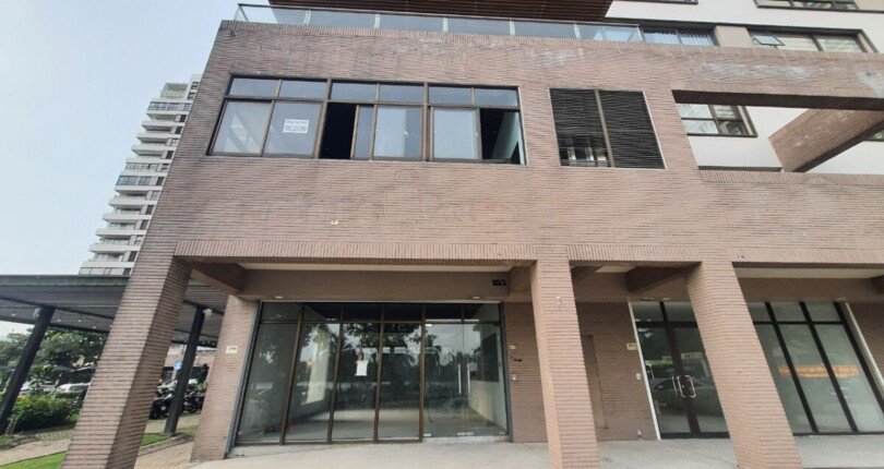 z5944815396548 3af9f9f672a507453429355f374879e8 810x430 - Cho thuê shop Panorama-PMH, Q7