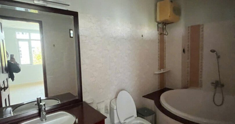 z5951655000613 63c77f71575d82a467f56f7723c6397d 810x430 - Cho thuê nhà phố Hưng Phước 1, PMH, Q7