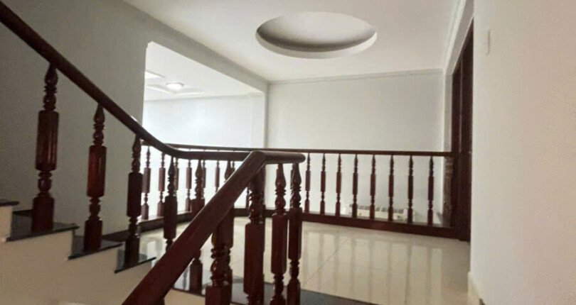 z5951655051398 cf987856a5a8012e61100579d71443a6 810x430 - Cho thuê nhà phố Hưng Phước 1, PMH, Q7