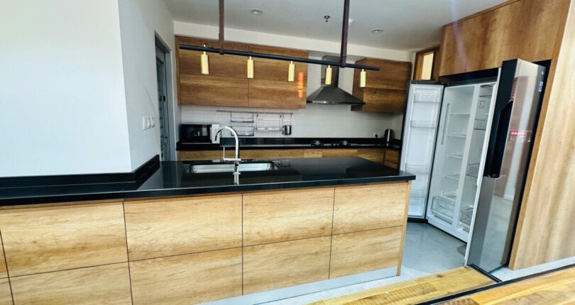 z5954078548795 5ef57626f09c29724ecbac53bc5606ce 810x430 - Cho thuê căn hộ Scenic Valley 1 Tầng 12 3PN Full nội thất