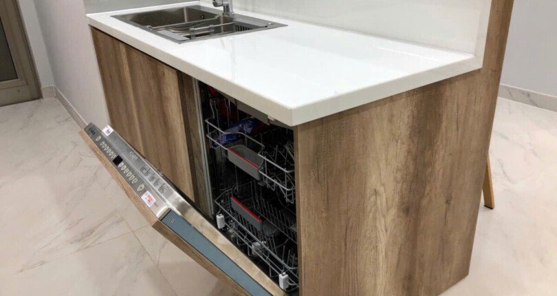 z5955461663484 82d10aa599d21f62fbd26a504b6c1585 810x430 - Cho thuê căn hộ chung cư Midtown M7, 80m 2 phòng full nội thất