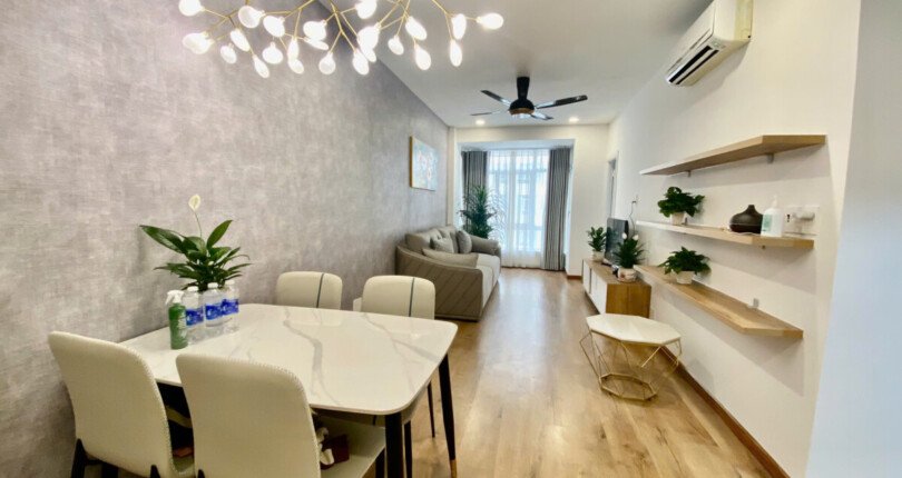 z5956469335949 95c3116bf4eba217cf000ac16d5e3d74 810x430 - Bán chung cư SKy Garden 3 dt 56m 2pn 1wc nội thất cao cấp