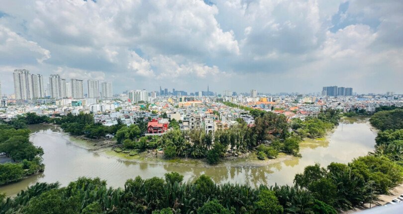 z5956504984576 79c9564cc1094d719896ce61b89b0ca8 810x430 - Bán căn hộ Sky Garden 3 dt 75m 2pn view sông