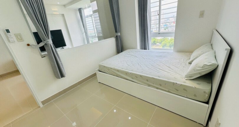 z5956504999690 56f0bfc9c5c4fa29583e9e728dcd171a 810x430 - Bán căn hộ Sky Garden 3 dt 75m 2pn view sông
