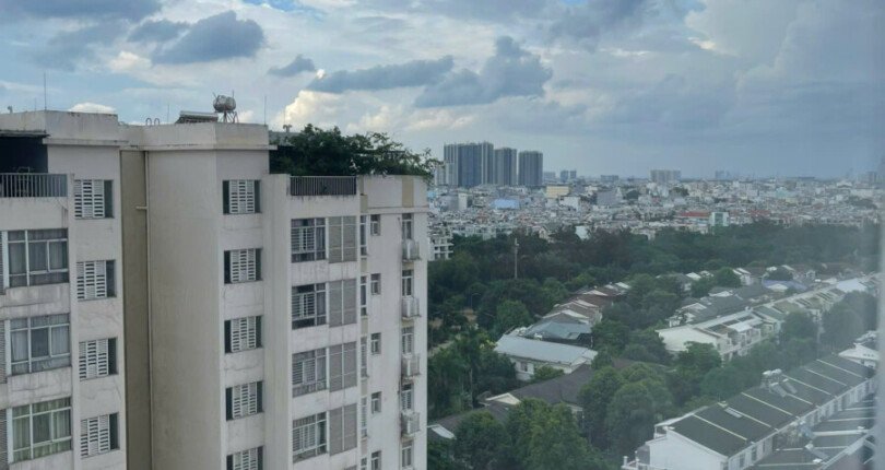 z5956505796760 c7877beb59113c701edc3bca7df13df5 810x430 - Bán chung cư Sky Garden 3 dt 68m 2pn 2wc