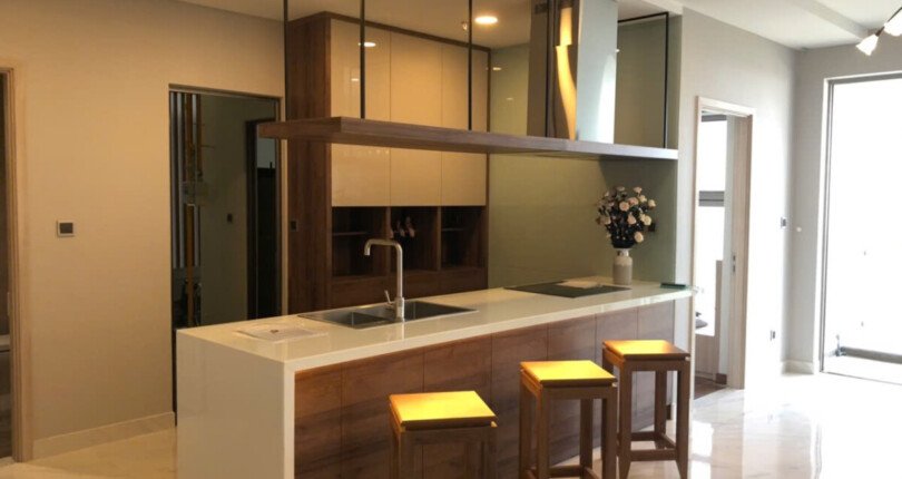 z5962170572487 19aff6cc69bce43bea9c191d13a5df3f 810x430 - Bán căn hộ Midtown M5 135m, 3 phòng view sông