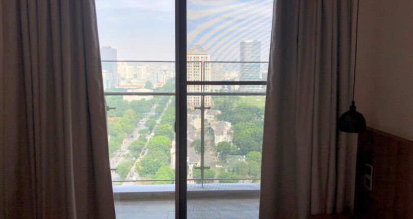 z5962170572498 4febafcea2733f5acdcaeca3d8d5bd14 810x430 - Bán căn hộ Midtown M5 135m, 3 phòng view sông