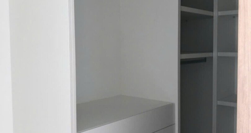 z5962170572503 9733663fcc56b47899e1dd8274471b8b 810x430 - Bán căn hộ Midtown M5 135m, 3 phòng view sông