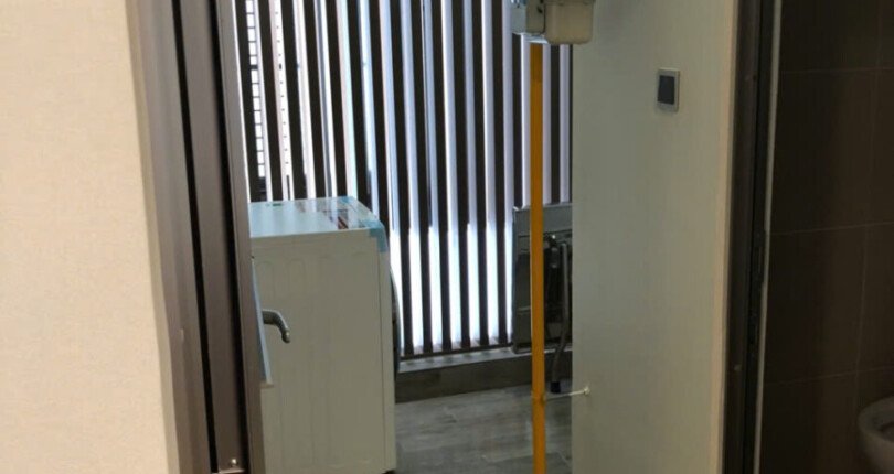 z5962170572546 59eae4afa2952d18cab9bda941284043 810x430 - Bán căn hộ Midtown M5 135m, 3 phòng view sông