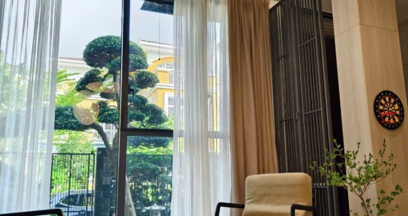 z5965767793447 691bb8e1fccade370cd12a1cac15cc37 810x430 - Bán biệt thự khu Mỹ Thái 2 dt 7x14m 3 tầng nhà đẹp