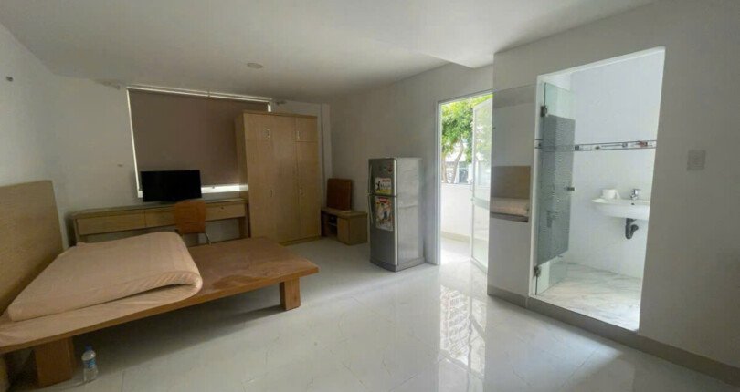 z5965939301105 f7a117373bf27a0938874a9c8844e588 810x430 - Bán và cho thuê Tòa Nhà VP Góc 2 Mặt Tiền Đường Phạm Văn Nghị Q7