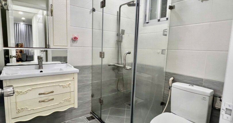 z5966484417773 8fd0e6888be66d30f4f9e94cc117db91 810x430 - Cho thuê chung cư Scenic Valley 1 2pn full đồ nhà mới