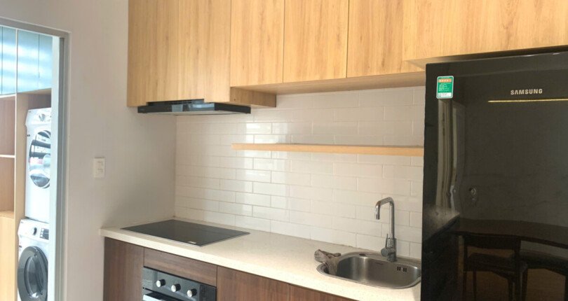 z5986784960023 dcae669dbb75ce0f9d92187087e29652 810x430 - Cho thuê chung cư Park View Phú Mỹ Hưng 100m 3pn full nội thất