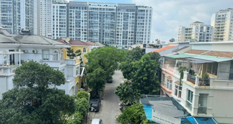 z5986790476125 9a3dea24f75ef8625aa2802a8aae7505 810x430 - Bán căn hộ Cảnh Viên 3 Phú Mỹ Hưng dt 116m 3pn giá 8,5 tỷ