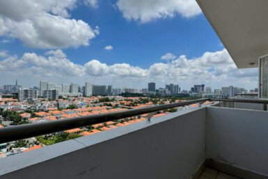 z5986796450462_ce669d781f20d0385e1f870dd13d3d2f