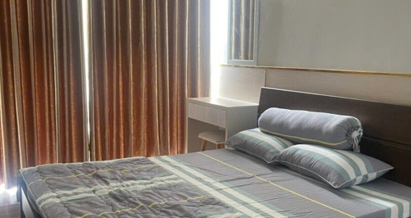 z5986803576235 916f009f0370f2270c23f4e154799d90 810x430 - Cho thuê Midtown M6 Phú Mỹ Hưng 120m2, 3pn, 2wc view sông