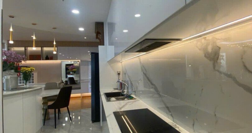 z5986804738423 964468ffcc45f8899a2d7868eb85a707 810x430 - Cho thuê chung cư Midtown M8 tầng 12A 124m 3pn 2wc