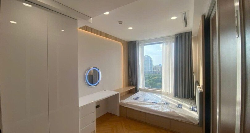 z5986804744943 43c5415a4a7b687d1cb7b41163335aad 810x430 - Cho thuê chung cư Midtown M8 tầng 12A 124m 3pn 2wc