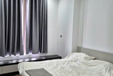 34546mgnfbdzbnmju6rrjdfgmhg,lithr (1)