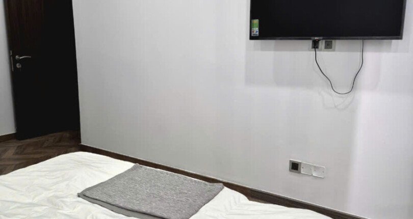 34546mgnfbdzbnmju6rrjdfgmhglithr 4 810x430 - Cho thuê chung cư Midtown M8 tầng 3, dt 80m 2 phòng full nội thất