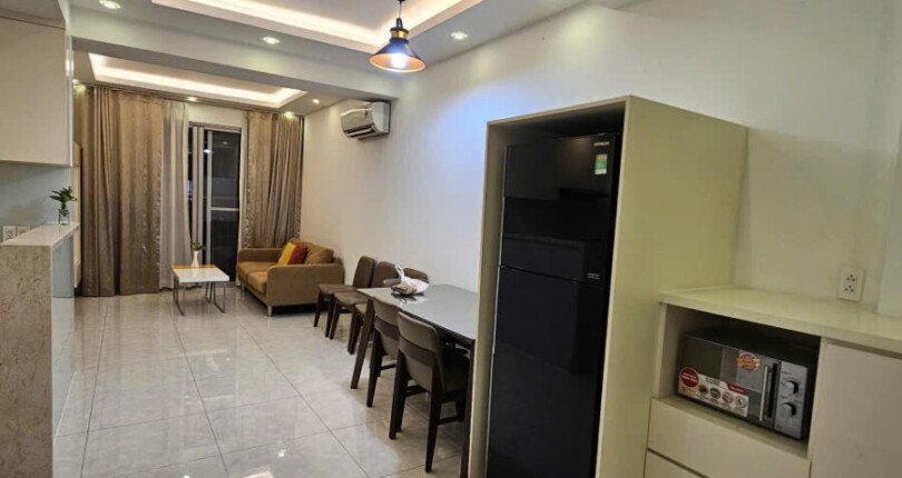 bep can ho cho thue 2 810x430 - Cho thuê căn hộ chung cư Scenic Valley 1, 70m2, 02pn, giá 18tr/tháng, đầy đủ nội thất.