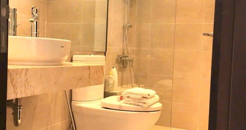 can ho co 2 toilet sang trong 810x430 - Giá mua bán căn hộ 3pn view biệt thự chung cư Hưng Phúc Happy Residence Q7 T11/2024