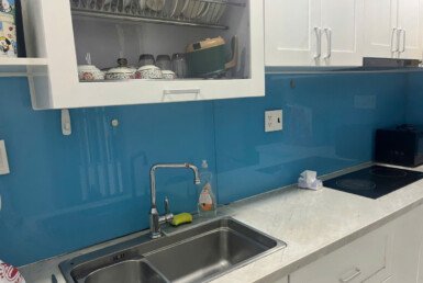 hinh-anh-bep-can-ho-ban