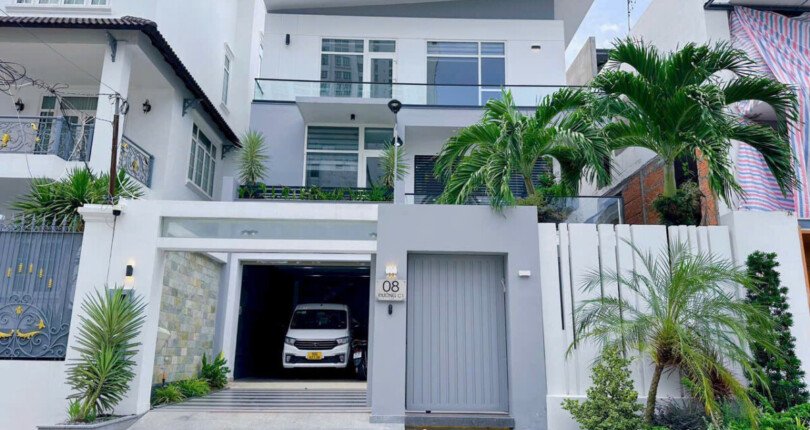 hinh anh mua ban nha biet thu kdc lang dai hoc nha be t11 2024 810x430 - Giảm giá thêm 3 tỷ bán gấp nhà Biệt thự nguyên căn kdc Làng Đại Học Nhà Bè T11/2024