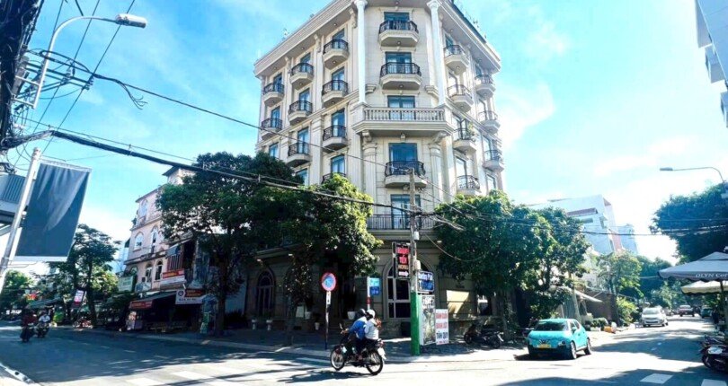 hinh anh mua ban toa nha chdv nguyen can phuong tan quy quan 7 t11 2024 810x430 - Giá mua bán tòa nhà căn hộ dịch vụ căn góc đường số phường Tân Quy Quận 7 T11/2024