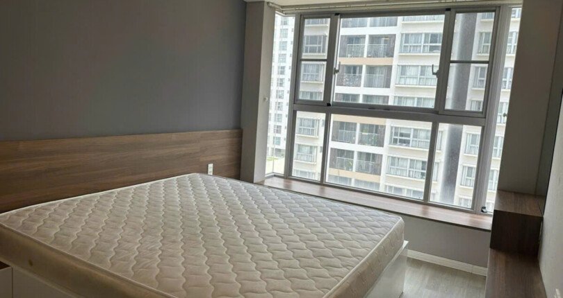 hinh anh phong ngu can ho ban 1 810x430 - Bán căn hộ 110m2, 03Pn, chung cư Scenic Valley 1, giá 7.5 tỷ , nhà có hợp đồng thuê ổn định.