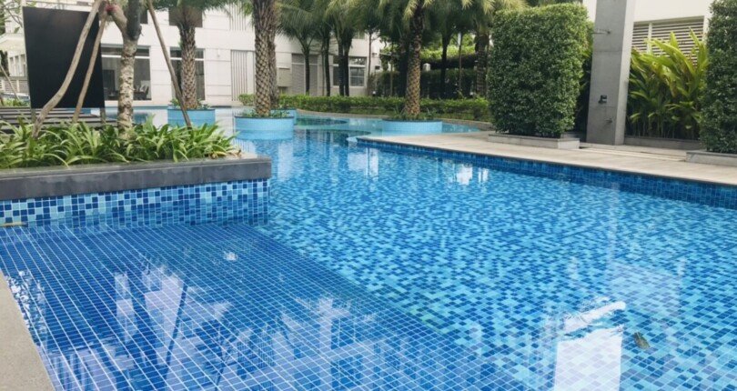ho boi noi khu happy valley premier 810x430 - Giá mua bán căn hộ Duplex chung cư Happy Valley Premier Phú Mỹ Hưng Quận 7 T11/2024