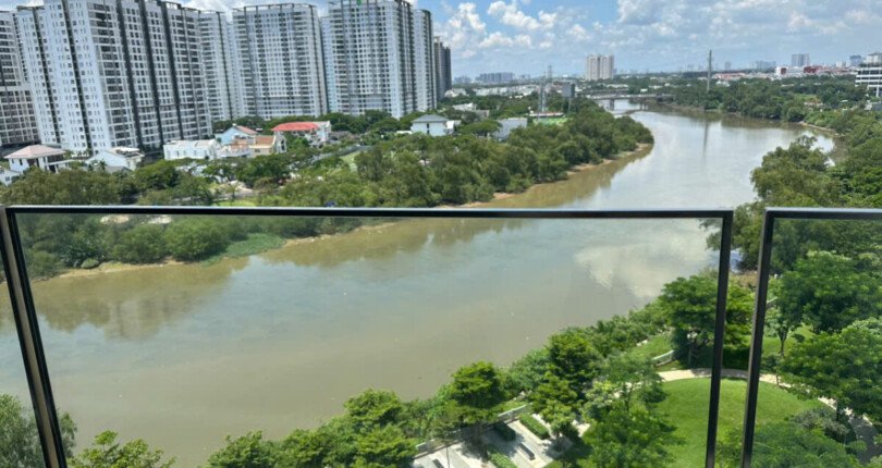 jhnfbvd65rhdssg5t34esahaeh 1 810x430 - Bán căn hộ Riverpark Premier tầng 9 126m 3 phòng giá 15,5 tỷ