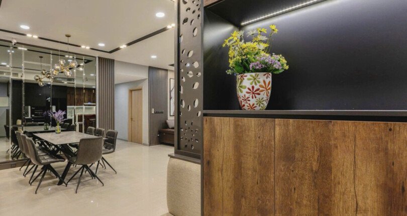 jhnfbvd65rhdssg5t34esahaeh 5 810x430 - Bán căn hộ Riverpark Premier tầng 9 126m 3 phòng giá 15,5 tỷ