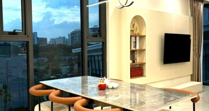 khong gian phong an sang trong 810x430 - Giá mua bán căn hộ 3 phòng ngủ chung cư Cardinal Court Phú Mỹ Hưng Quận 7 T11/2024