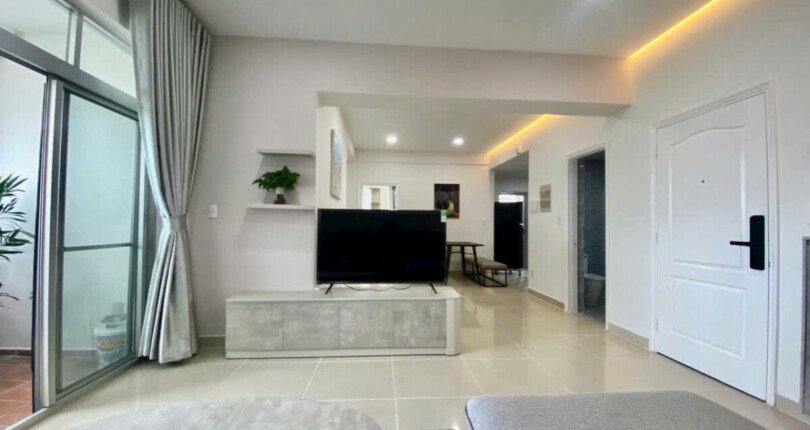 khong gian phong khach can ho ban 5 810x430 - Giá mua bán căn hộ 3pn chung cư Park View đường Nguyễn Đức Cảnh Quận 7 T11/2024