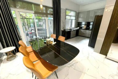 phong-an-trong-nha-biet-thu-ban