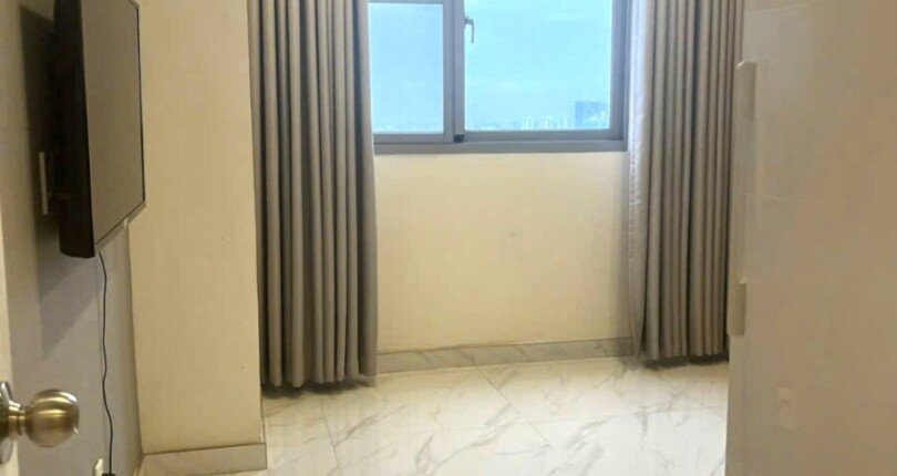 phong lam viec 810x430 - Giá mua bán căn hộ 2 phòng ngủ block D Chung cư Green Valley Quận 7 T11/2024